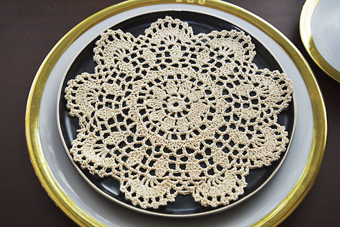 Round Crochet Doilies. 8" round. wheat color. 6 pieces pack